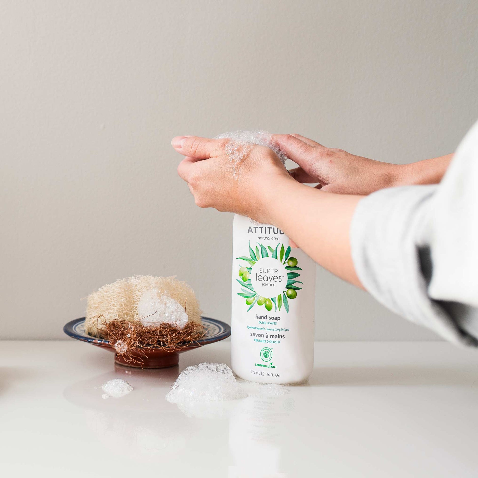 ATTITUDE liquid hand soap Super-Leaves Olive Leaves 14093_en?_hover? 16 FL. OZ.